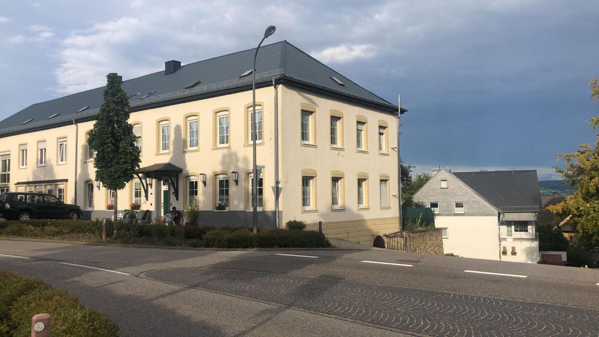 Gaestehaus Pellinger Hof Pellingen Exterior photo
